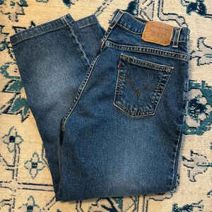 Women’s Vintage Levi’s 550 - Relaxed Taper
